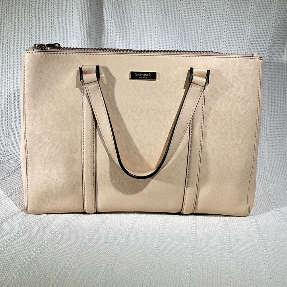 Kate Spade Blush Pink Commuter‎ Handbag; no long strap.